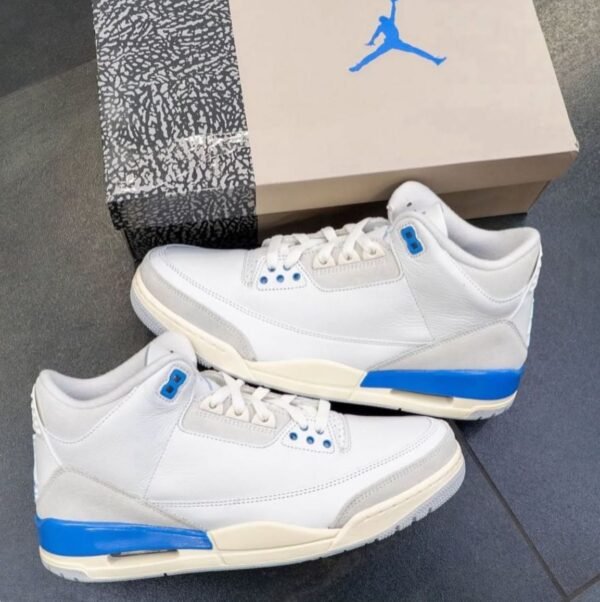 Air Jordan 3 Retro ”Lucky Shorts”